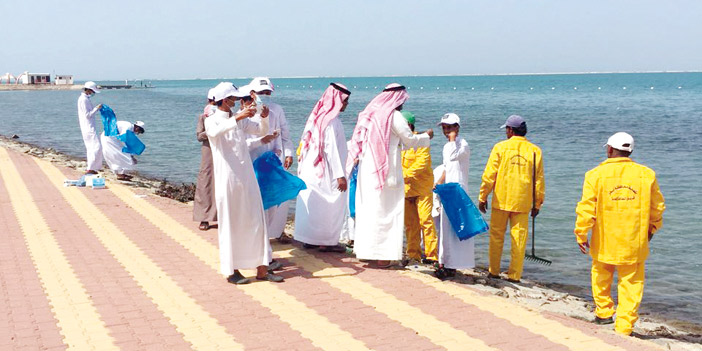  حملة تنظيف شواطئ الرايس