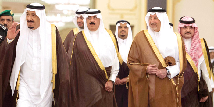  لقطات متعددة من استقبال خادم الحرمين للأمراء والوزراء وجموعٍ من المواطنين يوم أمس في جدة