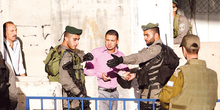  الاحتلال يشدد إجراءات الدخول للمسجد الأقصى على الفلسطينيين