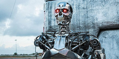 أمريكي يخترع روبوتاً يؤذي البشر  