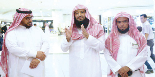  الشليل يتفقد العمل الميداني في مراكز هيئة الرياض‎
