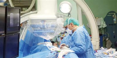 زراعة جهاز منظم ضربات القلب لأصغر طفل بمستشفى د.سليمان الحبيب بالتخصصي 