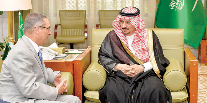 أمير منطقة الرياض يستقبل وزير النقل والبنية التحتية في جمهورية مالطا 
