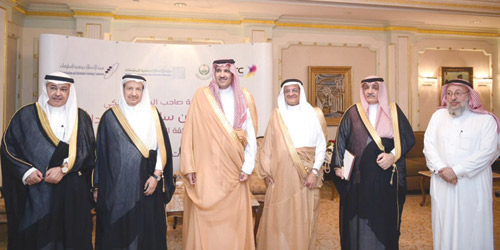  سمو الأمير فيصل بن سلمان والوزير والمشاركون