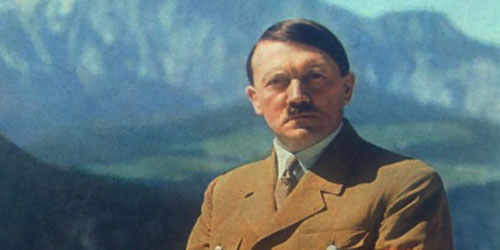 بيع بدلة هتلر وزجاجة سم بـ(600) ألف يورو 