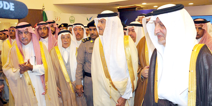  الأمير خالد الفيصل خلال الافتتاح