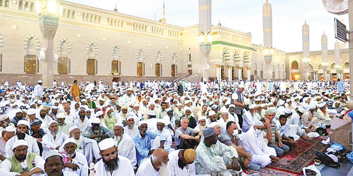  الحجاج في المسجد النبوي