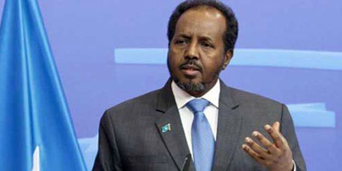 رئيس الصومال يطالب قادة إفريقيا بإيجاد حلول لمحاربة الإرهاب 