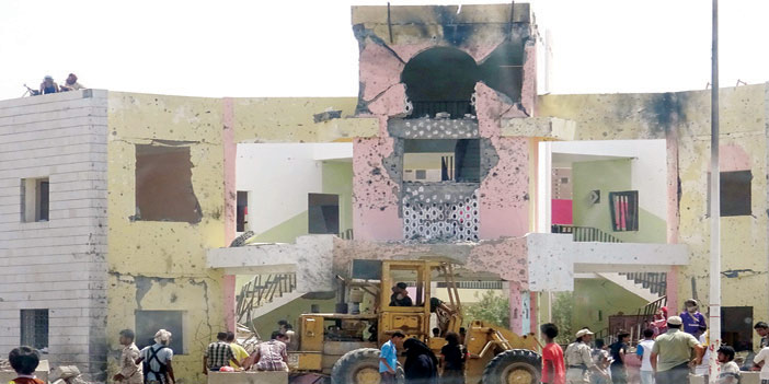   موقع التفجير الانتحاري الذي استهدف مركز تجنيد في عدن
