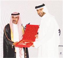 اتحاد القدم البحريني يكرم «المراعي» 