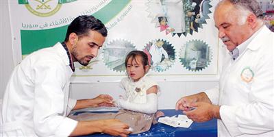 «العيادات التخصصية» تقدم خدماتها للأشقاء السوريين في مخيم الزعتري خلال عيد الأضحى المبارك 