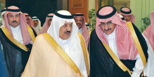  الأمير نايف-رحمه الله- في حديث مع الأمير محمد بن نايف