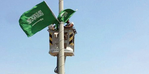  تركيب الأعلام في الشوارع