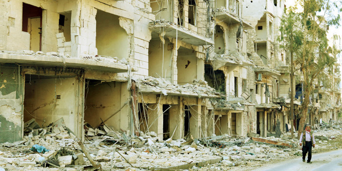  جانب من الدمار الذي حلّ بأحد أحياء مدينة حلب