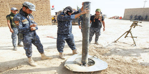  عناصر من القوات العراقية تتمركز جنوب الموصل.