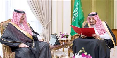 خادم الحرمين الشريفين يتسلَّم دعوة من ملك مملكة البحرين لحضور القمة الخليجية 