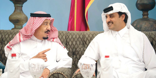  لقطات من حفل الغداء الذي أقامه سمو أمير قطر تكريماً لخادم الحرمين الشريفين