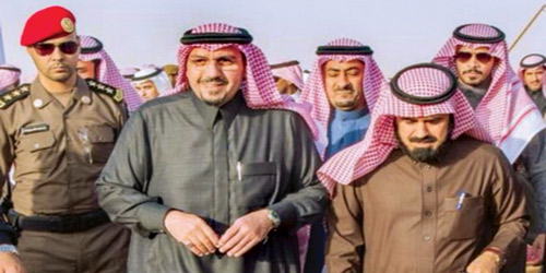  م. المهوس مع أمير القصيم خلال جولة سموه على فعاليات المهرجان