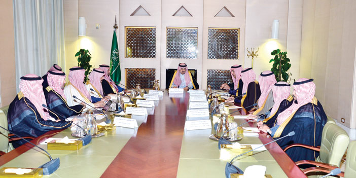   أمير منطقة الرياض خلال اجتماعه بأمين منطقة الرياض