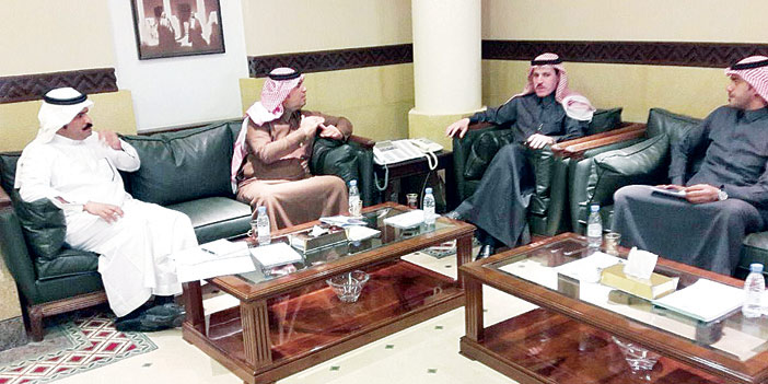  جانب من لقاء مدير عام مكتب العمل بالرياض مع وكيل إمارة منطقة الرياض للشؤون الأمنية