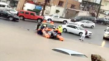 أمطار عسير: وفاة طالب.. وإطلاق صافرات الإنذار «احترازياً» على سد أبها 