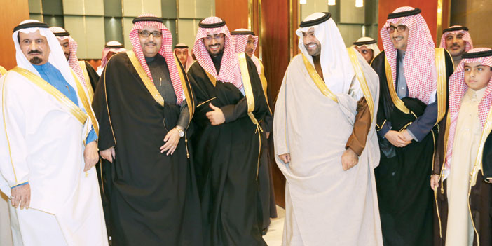 الأمير خالد بن سعود بن مقرن يحتفل بزفاف كريمته إلى الشاب عبدالعزيز أبوملحه 