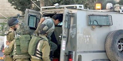 قوات الاحتلال تعتقل 34 فلسطينياً في عدة محافظات 