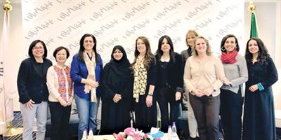 سيدات أعمال الرياض يبحثن التعاون مع زوجات السفراء بالمملكة 
