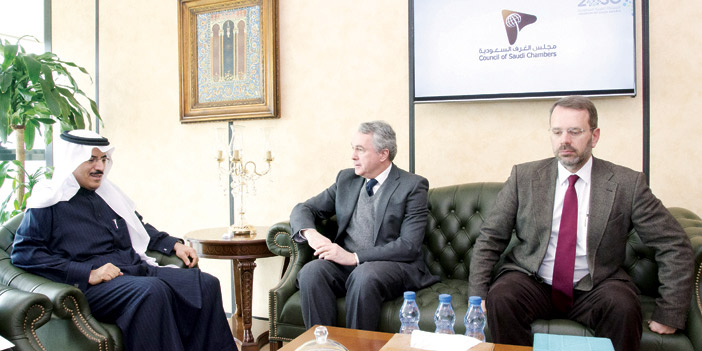  سعود المشاري خلال استقباله سفير البرازيل لدى المملكة