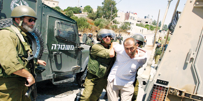  قوات الاحتلال تستمر باعتقالاتها بحق الشعب الفلسطيني