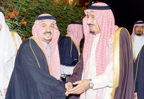  الأمير فيصل بن بندر مع خادم الحرمين الشريفين