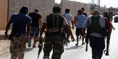 بريطانيا قلقة من تجدد الاشتباكات المسلحة في العاصمة الليبية 