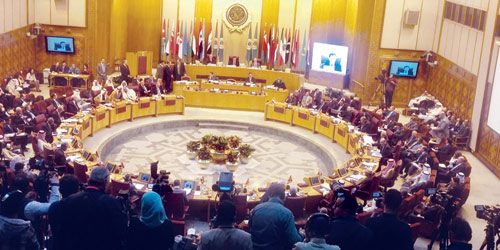  وزراء الخارجية العرب خلال اجتماعهم الدوري الـ(47) في القاهرة أمس