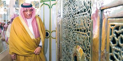 نائب خادم الحرمين يزور المسجد النبوي 