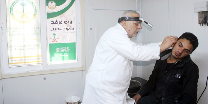 العيادات السعودية تعالج 2881 حالة مرضية للاجئين السوريين في مخيم الزعتري 