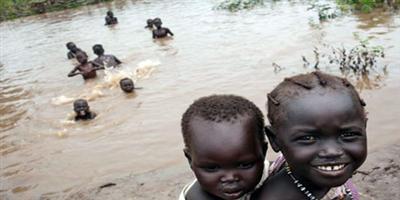 سكان جنوب السودان يعانون خطر المجاعة والكوليرا 