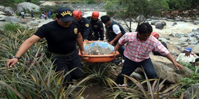 مقتل 7 أشخاص جراء انهيار أرضي  في بيرو 