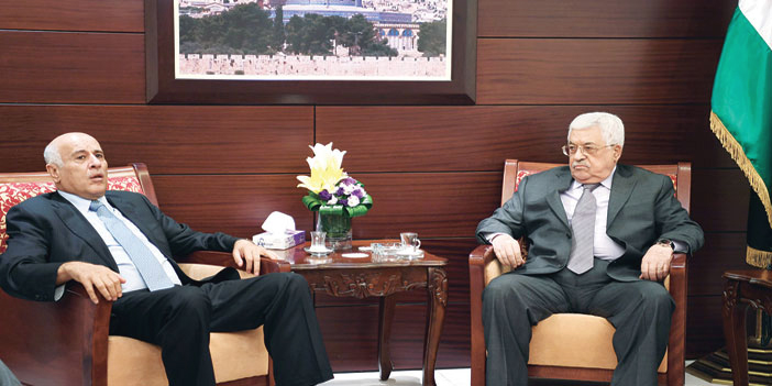  اللواء الرجوب في اجتماع ثنائي مع الرئيس الفلسطيني محمود عباس