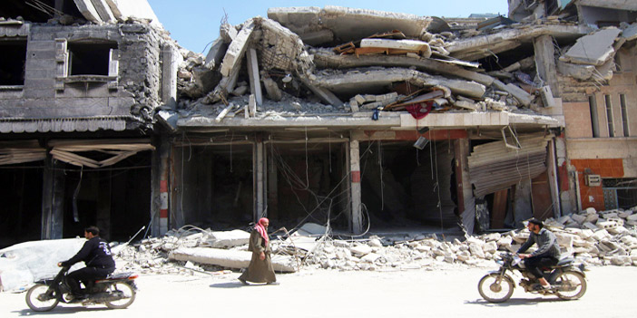  آثار الدمار المستمر على السوريين جراء القصف الغاشم عليهم