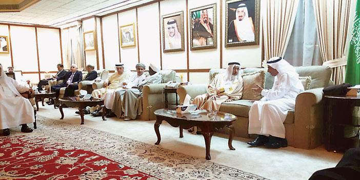 ضيوف ديوانية سفارة المملكة بالبحرين يشيدون بالمواقف المشرفة للمملكة 