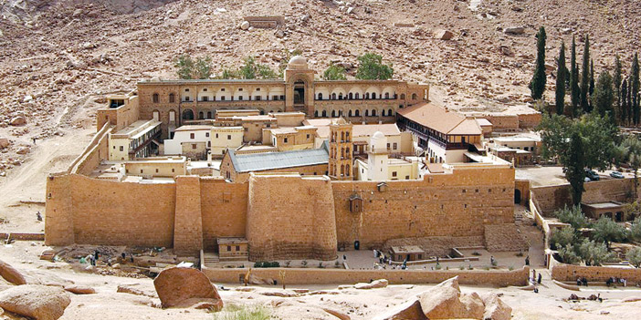  دير سانت كاترين الأثري في جنوب سيناء بمصر أقدم دير ومزار سياحي في العالم