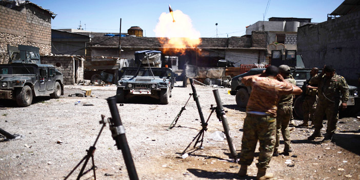  القوات العراقية تستهدف مواقع داعش بالقذائف