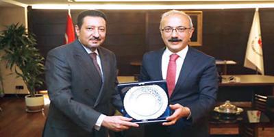وزيرا التنمية والجمارك في تركيا يلتقيان سفير خادم الحرمين الشريفين في أنقرة 