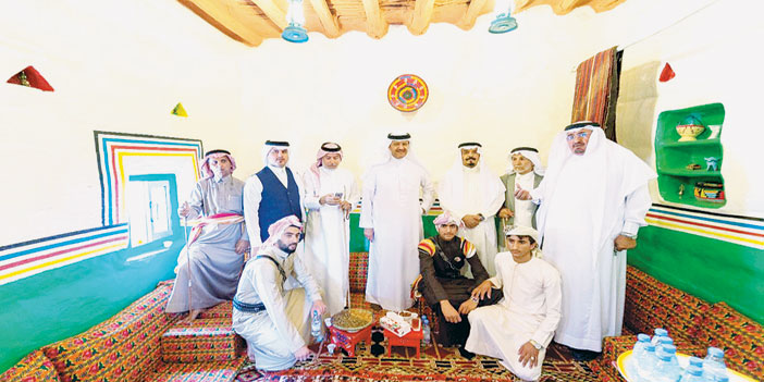  الأمير سلطان بن سلمان مع محبي التراث