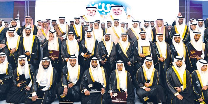 نائب أمير منطقة الرياض رعى تخريج طلاب كلية الغد الدولية 