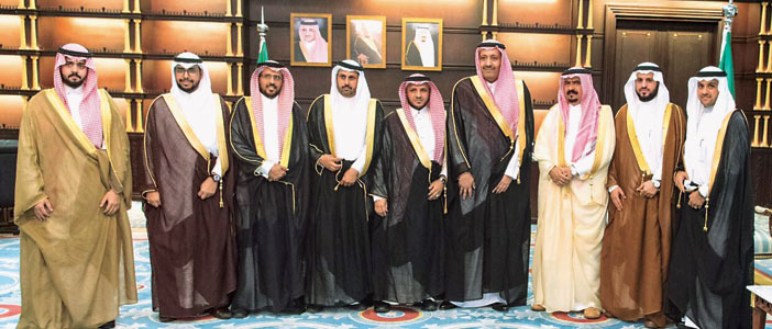  الأمير حسام بن سعود مع رئيس هيئة التحقيق ومديري الفروع