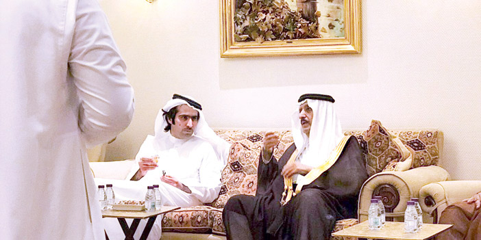  الأمير أحمد معزياً أسرة وذوي الفقيد