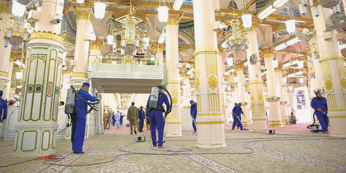  تجهيز السجاد الجديد في المسجد النبوي