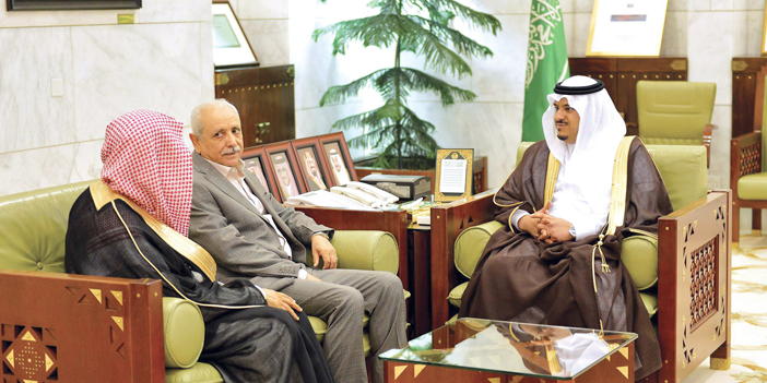  نائب أمير منطقة الرياض يستقبل النائب العام لجمهورية الجزائر