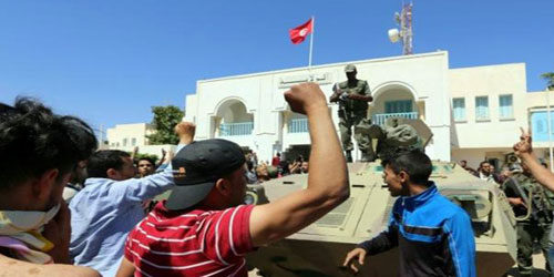 تونس تعتقل 3 بتهمة الفساد والمس بالأمن القومي 